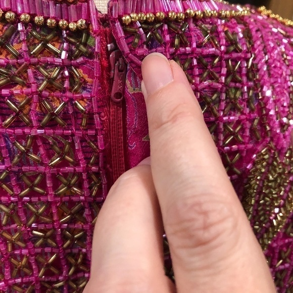 𝅺VINTAGE 1980s Fuchsia Pink Silk Beaded Cocktail Dress - Picture 10 of 12